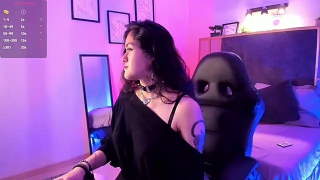 Azurra amatto2 online show from 01-13-26, 08:46