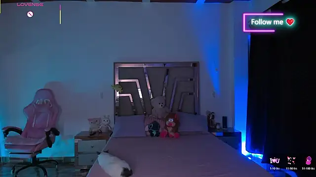 Snapshot of lunaarose chatting on 02-13-26, 04:12 lunaarose online show from 02-13-26, 04:12