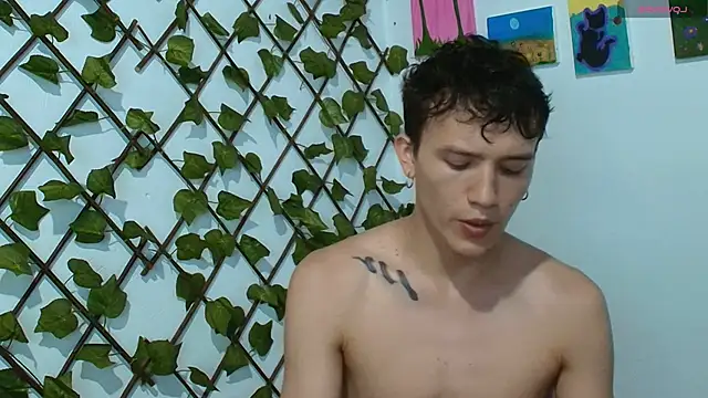 Snapshot of Patrick_phoenix chatting on 09-15-25, 09:04 Patrick phoenix online show from 09-15-25, 09:04