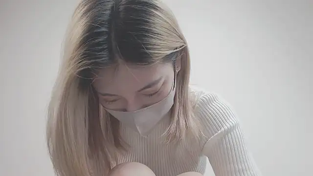 Snapshot of Rin0420 chatting on 01-15-26, 04:16 Rin0420 online show from 01-15-26, 04:16