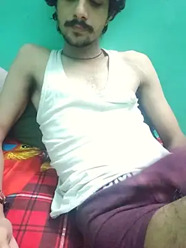 Snapshot of Sushant001 chatting on 06-18-26, 06:24 Sushant001 online show from 06-18-26, 06:24