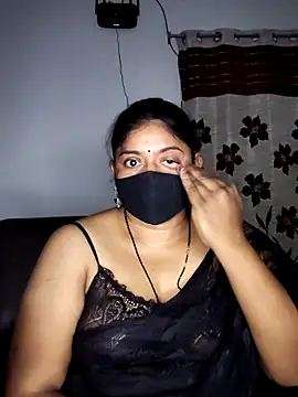 Snapshot of Telugu--Nadhini143 chatting on 09-29-25, 02:55 Telugu--Nadhini143 online show from 09-29-25, 02:55