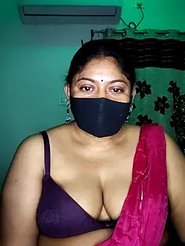 Snapshot of Telugu--Nadhini143 chatting on 10-10-25, 09:15 Telugu--Nadhini143 online show from 10-10-25, 09:15