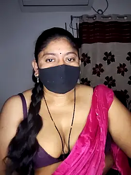 Snapshot of Telugu--Nadhini143 chatting on 10-08-25, 02:13 Telugu--Nadhini143 online show from 10-08-25, 02:13