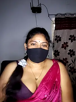 Snapshot of Telugu--Nadhini143 chatting on 10-06-25, 04:02 Telugu--Nadhini143 online show from 10-06-25, 04:02