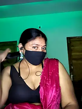 Snapshot of Telugu--Nadhini143 chatting on 10-14-25, 04:07 Telugu--Nadhini143 online show from 10-14-25, 04:07
