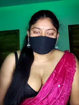 Snapshot of Telugu--Nadhini143 chatting on 10-22-25, 04:06 Telugu--Nadhini143 online show from 10-22-25, 04:06