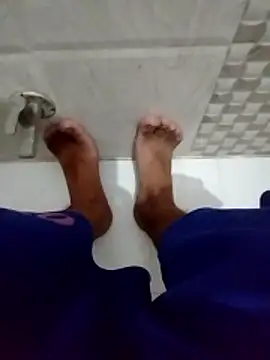 Snapshot of young18indian chatting on 11-21-25, 11:59 young18indian online show from 11-21-25, 11:59