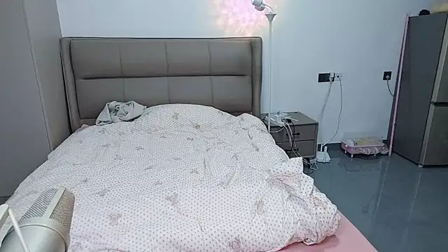 kexin a online show from 10-17-25, 11:56