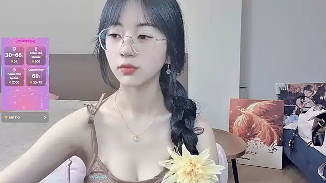 nini a online show from 02-26-26, 04:56