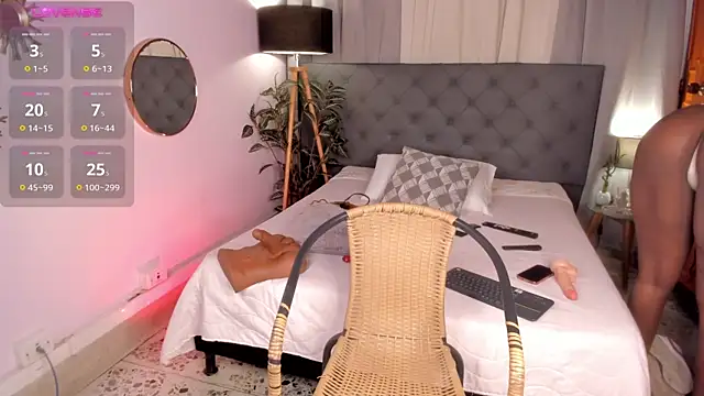 EmaaaBrown  online show from 11-23-25, 05:06