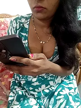 Snapshot of Swapna_kannada chatting on 05-03-26, 12:27 Swapna kannada online show from 05-03-26, 12:27