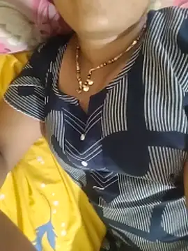 Snapshot of Swapna_kannada chatting on 06-03-26, 12:55 Swapna kannada online show from 06-03-26, 12:55