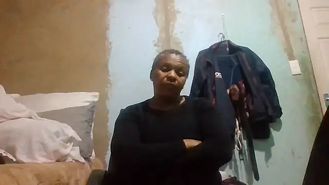 Snapshot of Nicky52 chatting on 06-26-26, 05:52 Nicky52 online show from 06-26-26, 05:52