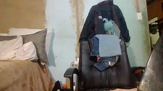 Nicky52 online show from 04-10-26, 03:13