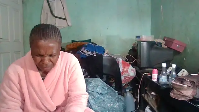 Nicky52 online show from 11-25-25, 03:51