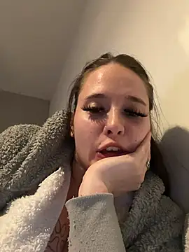 LollyLove  online show from 04-04-26, 07:09