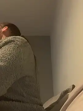 LollyLove  online show from 04-14-26, 08:03