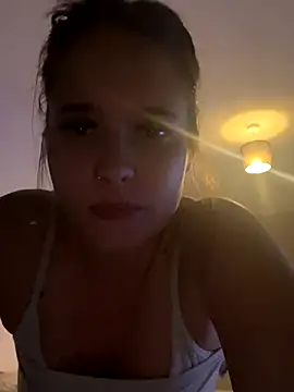 Snapshot of LollyLove_ chatting on 10-27-25, 09:05 LollyLove  online show from 10-27-25, 09:05