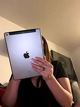 Snapshot of LollyLove_ chatting on 09-28-25, 06:04 LollyLove  online show from 09-28-25, 06:04