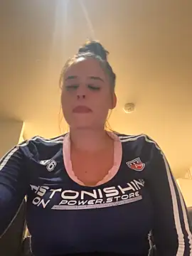 Snapshot of LollyLove_ chatting on 09-12-25, 08:08 LollyLove  online show from 09-12-25, 08:08