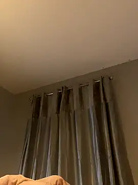 LollyLove  online show from 11-28-25, 09:04