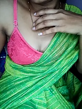Snapshot of Nidhi_lovely chatting on 10-09-25, 05:02 Nidhi lovely online show from 10-09-25, 05:02