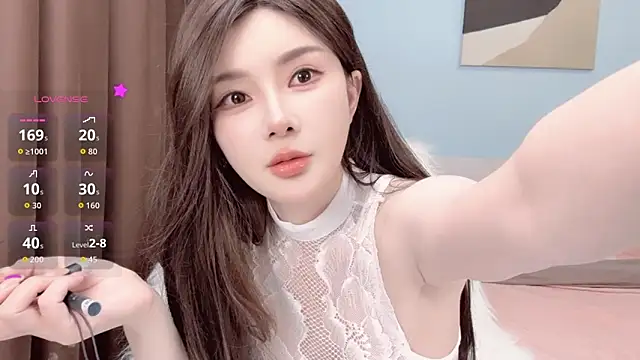 ViViennepp online show from 12-02-25, 05:53