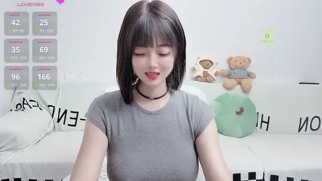 uikyy1 online show from 09-17-25, 05:59