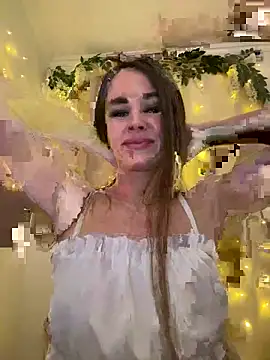 LucieMack online show from 04-15-26, 06:45