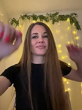 LucieMack online show from 04-03-26, 06:14