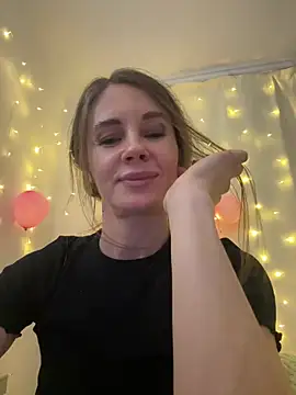 LucieMack online show from 02-16-26, 04:27