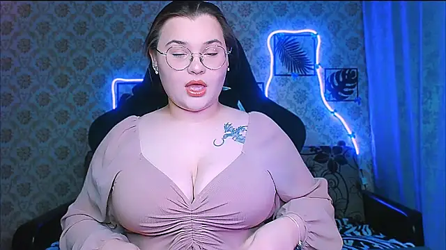 InLoveWithLife26 online show from 02-07-26, 08:06