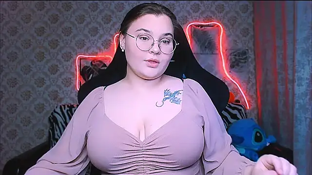 InLoveWithLife26 online show from 10-24-25, 08:08