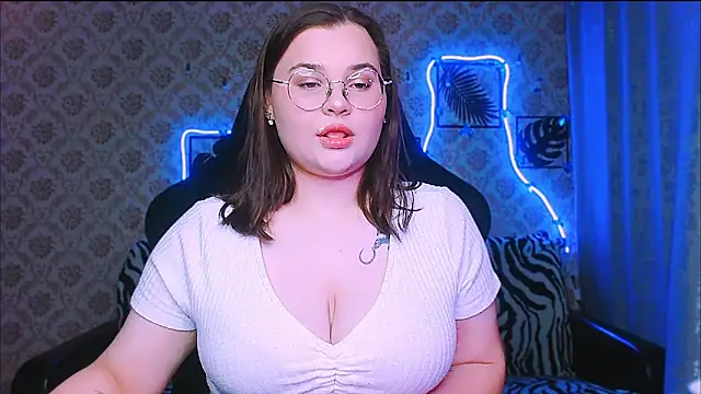 InLoveWithLife26 online show from 12-20-25, 07:28