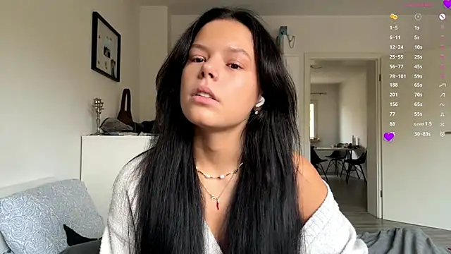 MaydaCornwall online show from 11-07-25, 08:08