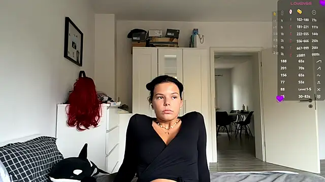 MaydaCornwall online show from 10-22-25, 07:08