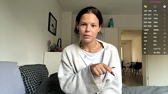 MaydaCornwall online show from 10-10-25, 07:09