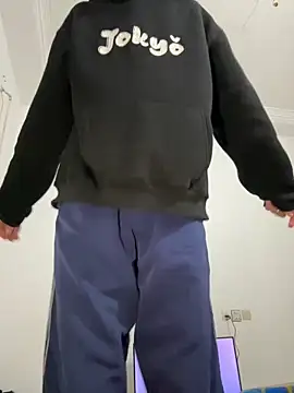 Snapshot of HitShelf chatting on 03-06-26, 01:44 HitShelf online show from 03-06-26, 01:44