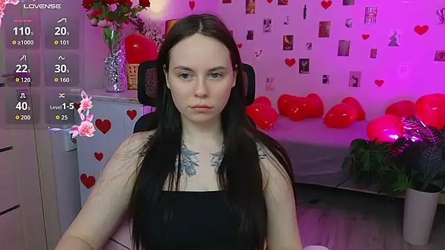 Snapshot of Alice_Moondark chatting on 02-12-26, 09:03 Alice Moondark online show from 02-12-26, 09:03