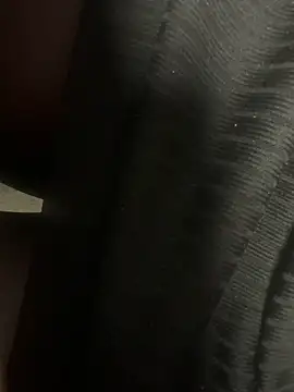 HiddenHoneyLDN online show from 12-18-25, 01:37