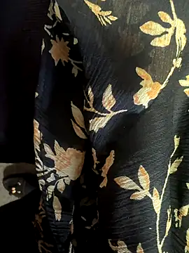 HiddenHoneyLDN online show from 12-05-25, 10:03