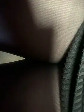 HiddenHoneyLDN online show from 12-03-25, 09:31