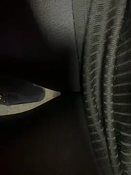 HiddenHoneyLDN online show from 09-26-25, 09:38