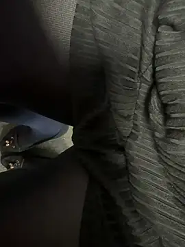 HiddenHoneyLDN online show from 09-19-25, 07:56