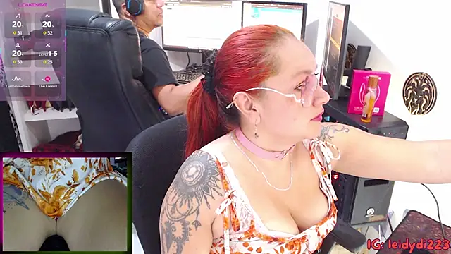 leidydi223 online show from 10-15-25, 01:19