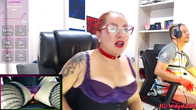leidydi223 online show from 10-18-25, 01:35