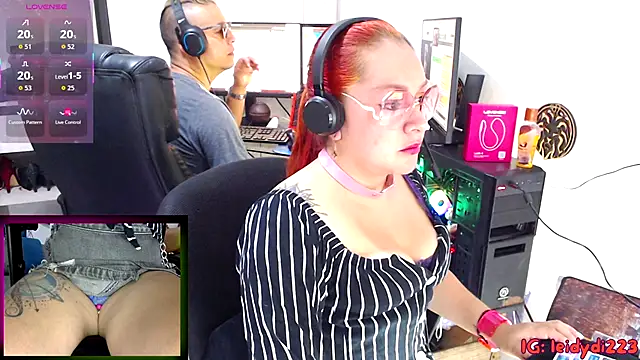 leidydi223 online show from 10-14-25, 01:12