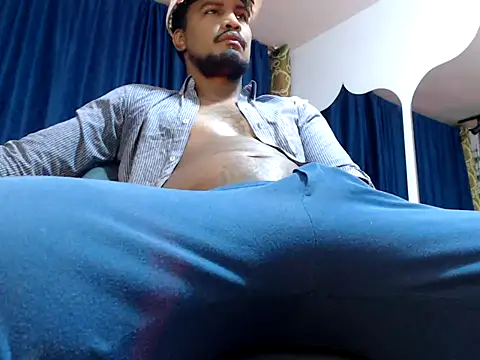 ElCaballeroNegro24 online show from 12-18-25, 11:41