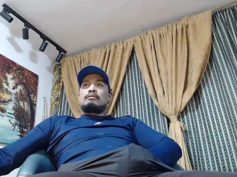 ElCaballeroNegro24 online show from 10-05-25, 11:50